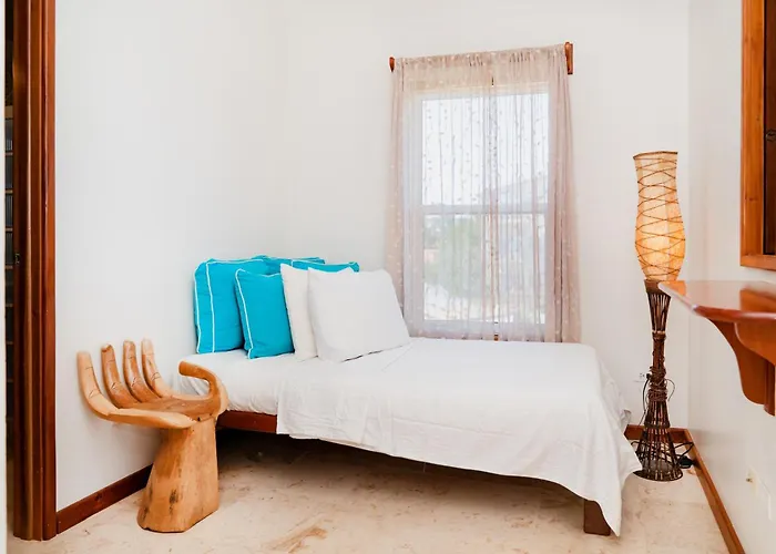 Residences At Barrier Reef 1-3b Oceanfront 2 Bedroom By Floreo Holiday home San Pedro (Ambergris Caye)