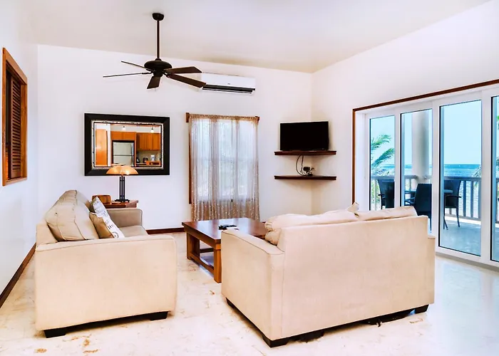Residences At Barrier Reef 1-3b Oceanfront 2 Bedroom By Floreo